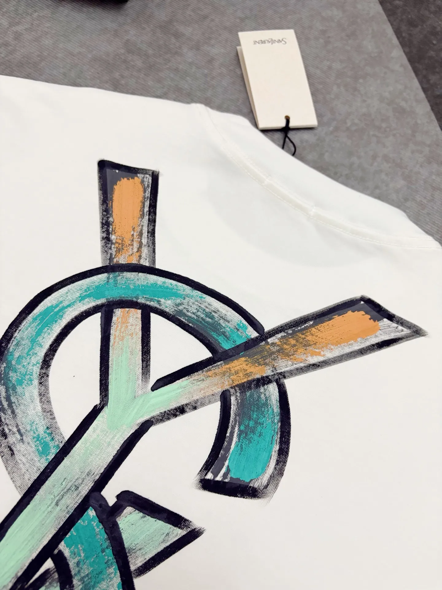 P135💰 YSL T 【YSL ， 】 New Arrival ， Premium Versatile ， Same Style YSL ， YSLClassic ， 、 、 ， ， 。 300 ， ， 。 ， 。 ， ， ！！ Sizes：S、M、L、XL、XXL